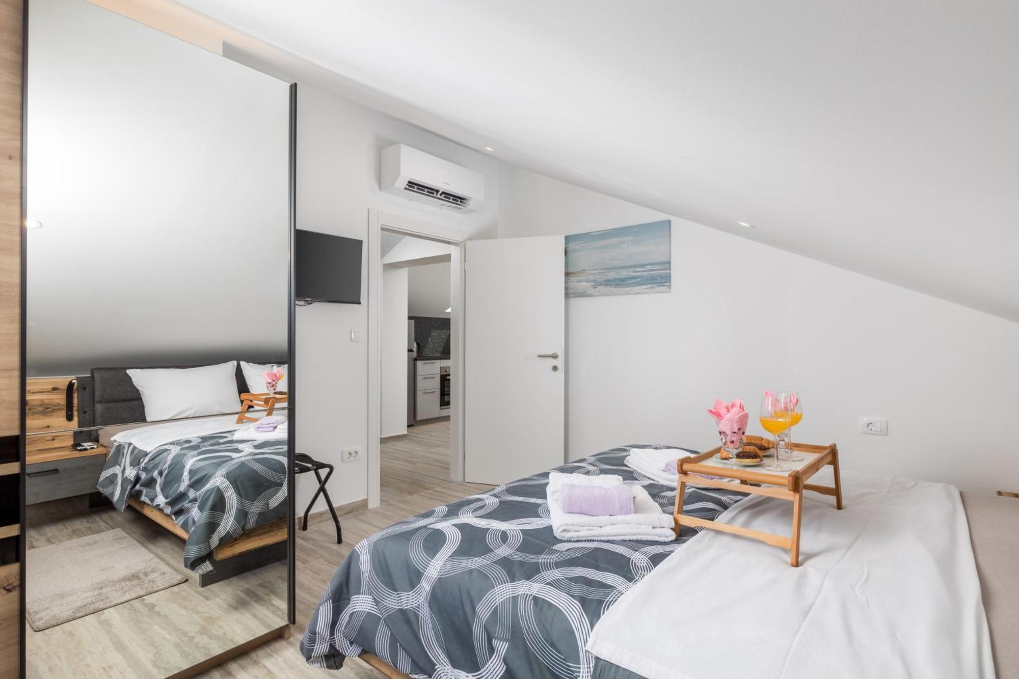קסטב Apartmani Jurina מראה חיצוני תמונה