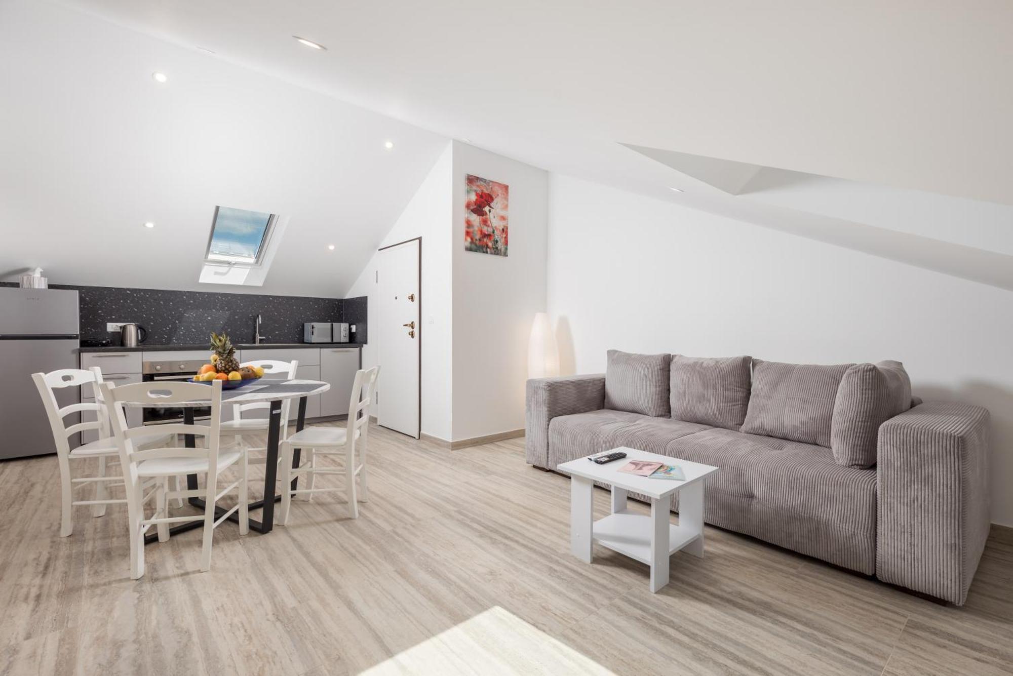 קסטב Apartmani Jurina מראה חיצוני תמונה
